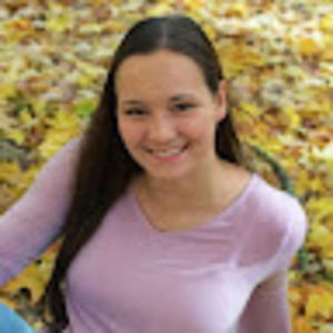 Meet your Posher, Selena